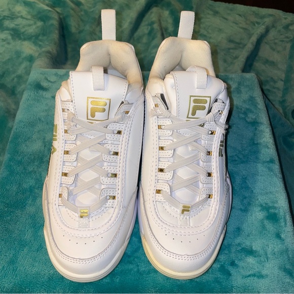 Fila Sneaker! - Picture 2 of 10